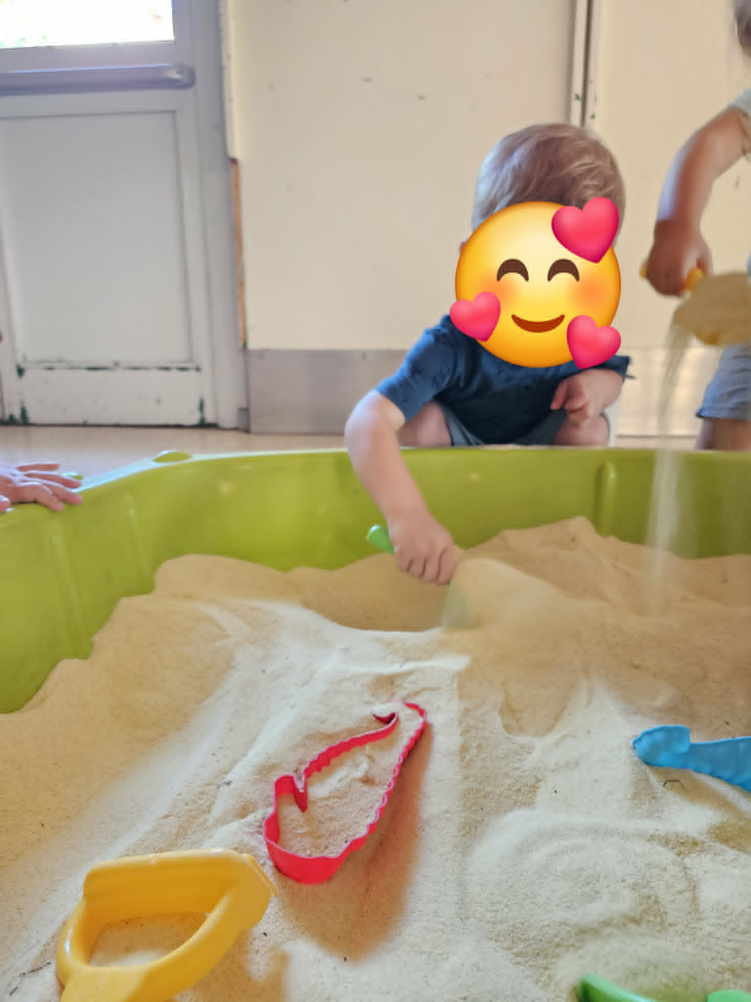 Enfant jouant